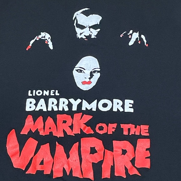 AWESOME “MARK OF THE VAMPIRE” CLASSIC HORROR MOVIE T-SHIRT SIZE LARGE MINT GUC! - Picture 3 of 15